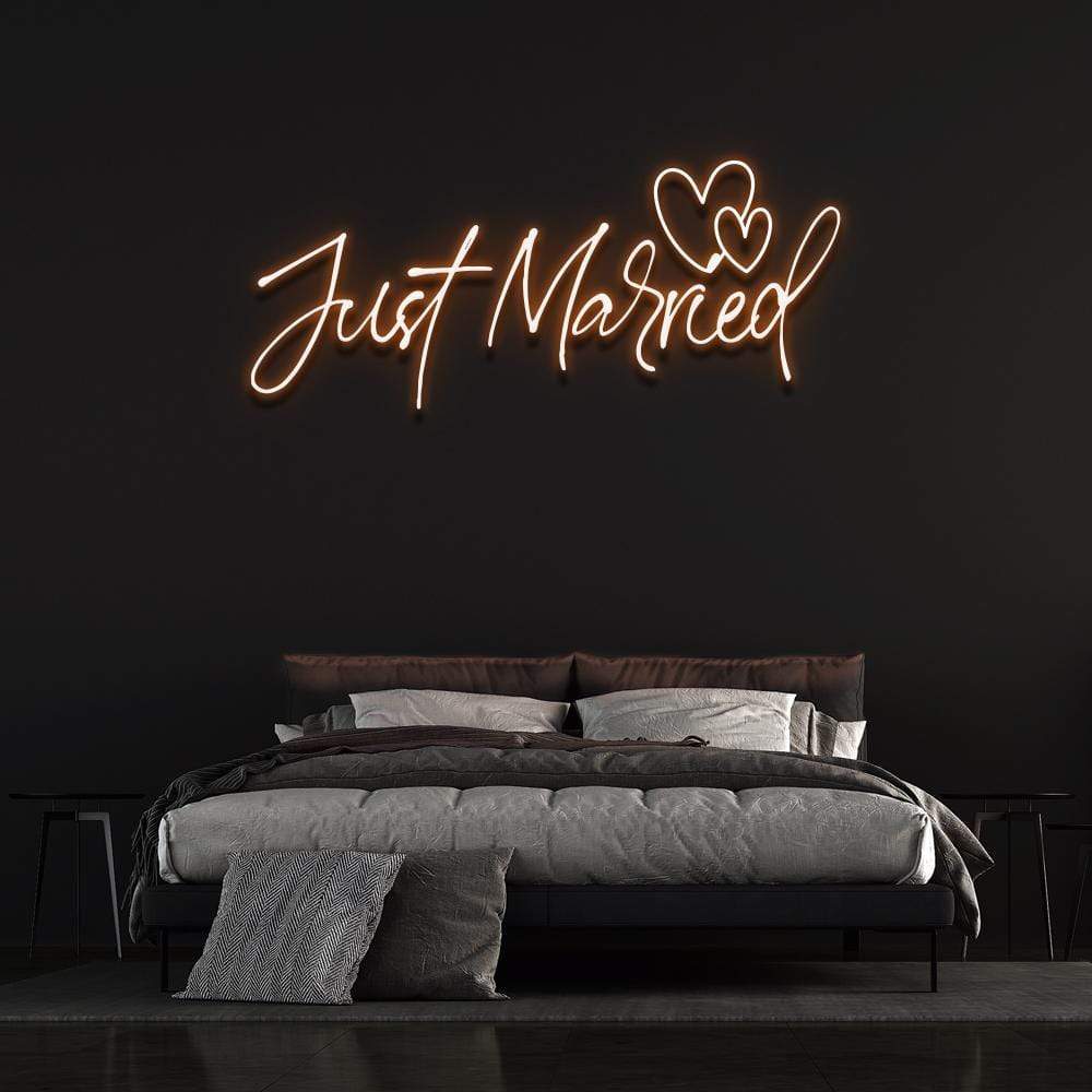 'Just Married' Neon Sign image 0