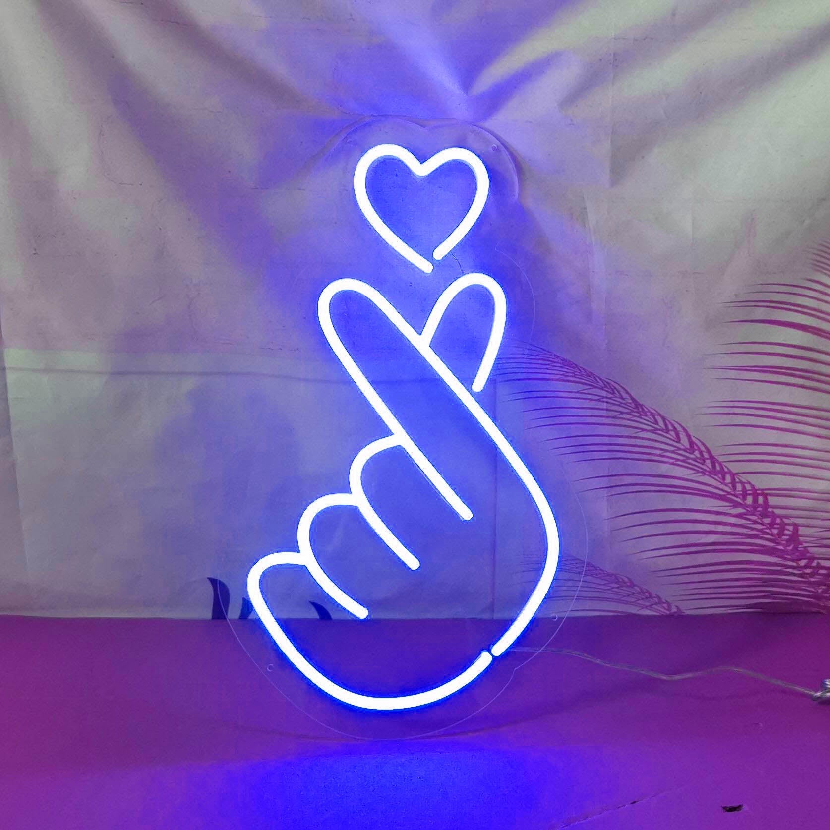 Mini Finger Heart LED Neon Sign in Hot Pink
