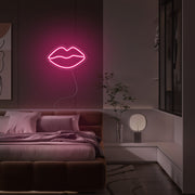Mini Lips LED Neon Sign in Hot Pink
