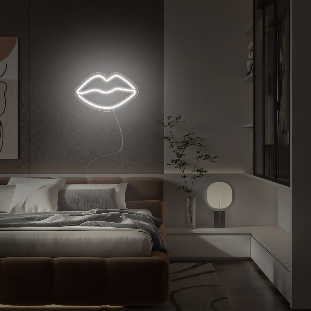 Mini Lips LED Neon Sign in Cool White