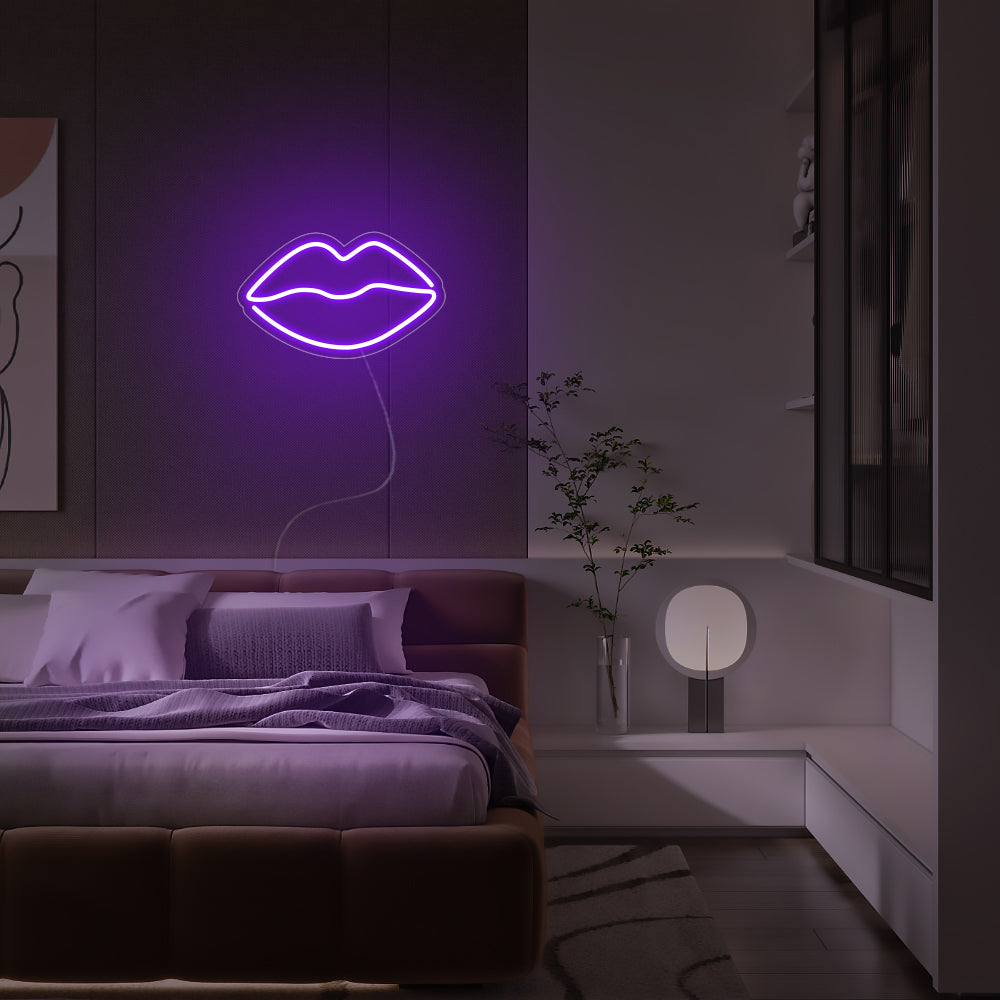 Mini Lips LED Neon Sign in Purple