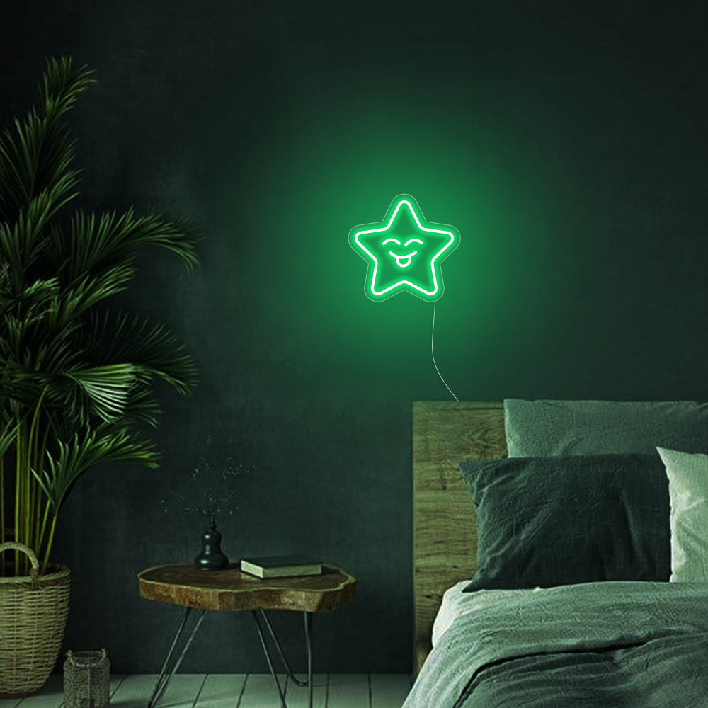 Mini Smiling Star LED Neon Sign in Green